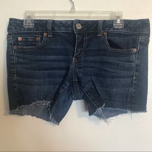 American Eagle | Cutoff Shorts Size 8